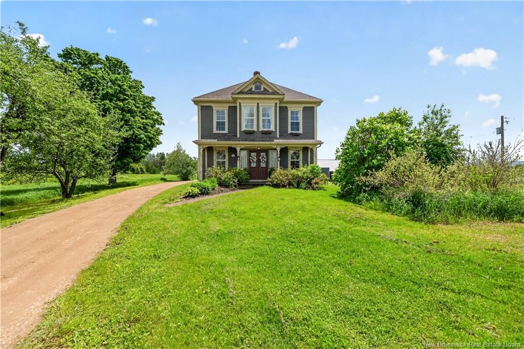 Property Photo:  32 Willow Grove Lane  NB E4H 4P6 