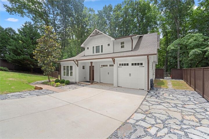 Property Photo:  7135 Haw Creek Place  GA 30506 