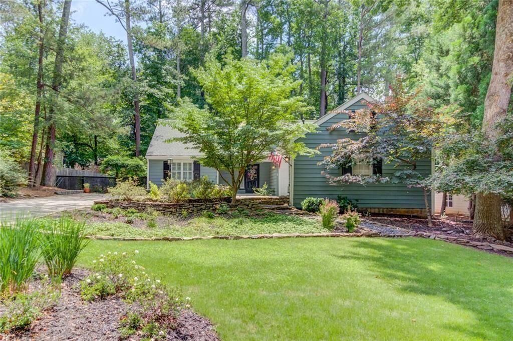 Property Photo:  420 Taberwood Way  GA 30076 