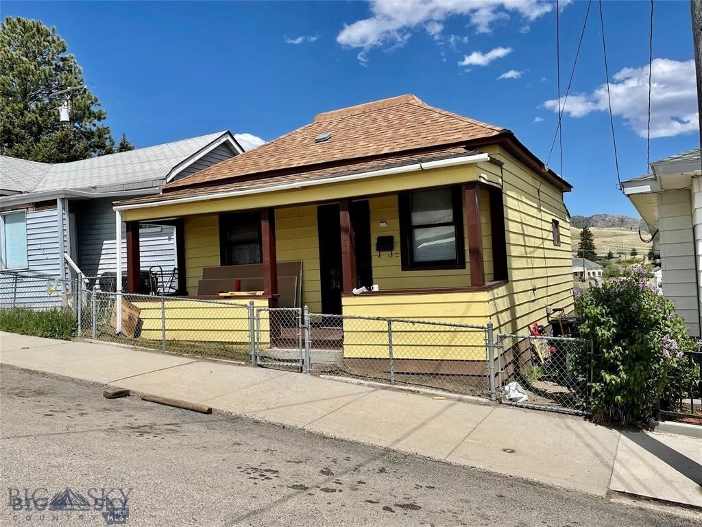 Property Photo: 738 N Montana Street MT 59701