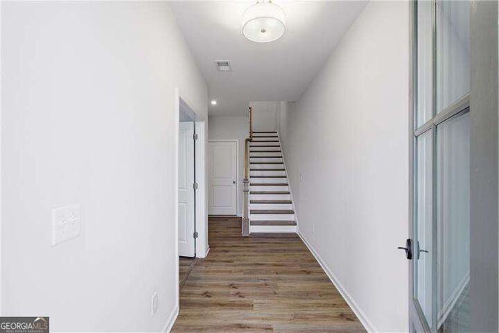 Property Photo: 158 Harlow Circle GA 30076