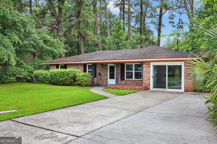 Property Photo:  9 Austin Drive  GA 31419 