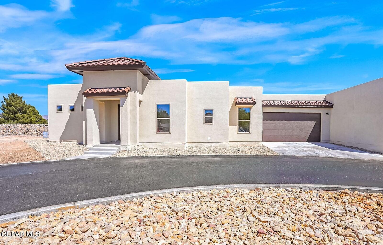 Property Photo:  871 Country Club Road 4B  TX 79932 