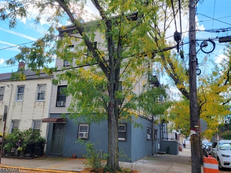 Property Photo: 423 2nd St 3 NJ 07302