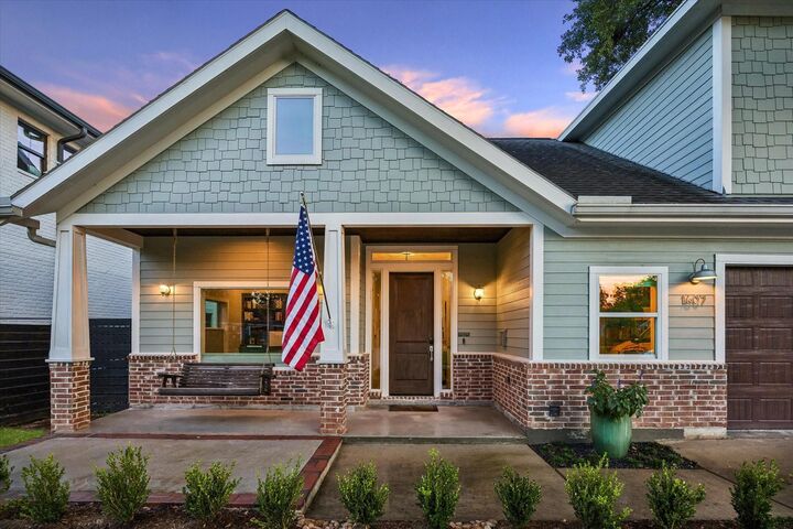 Property Photo: 1607 Althea Drive TX 77018