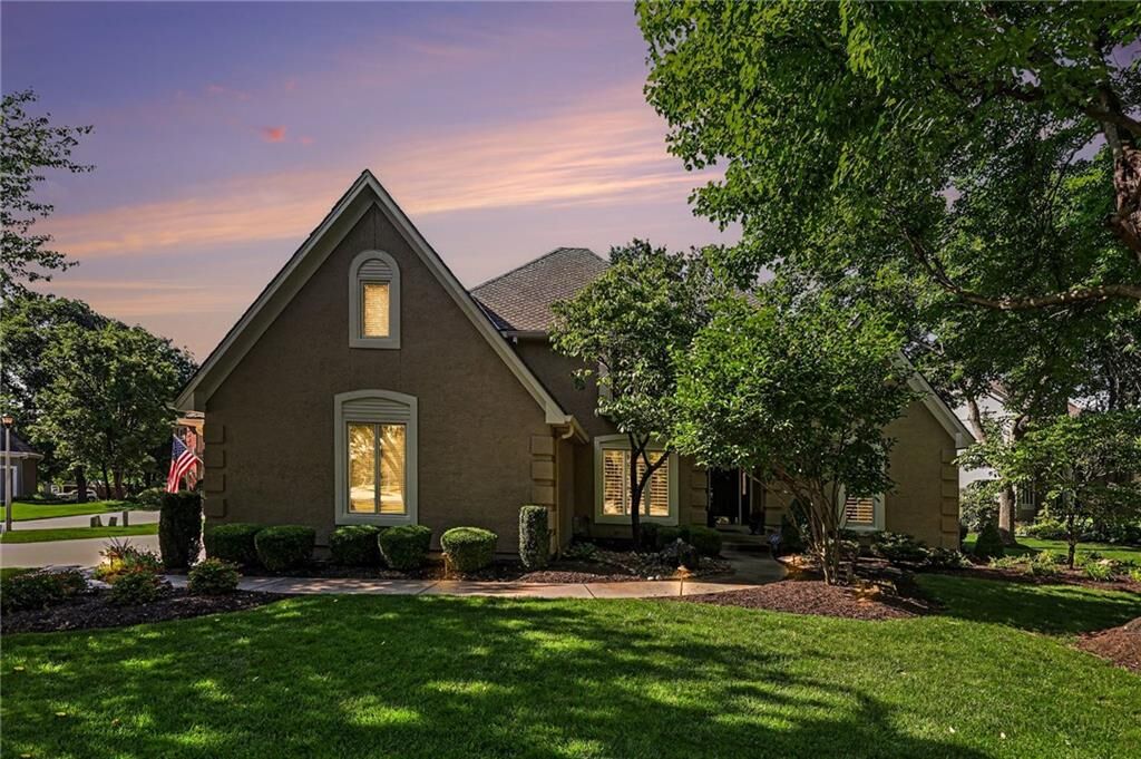 Property Photo: 14021 Hayes Street KS 66221