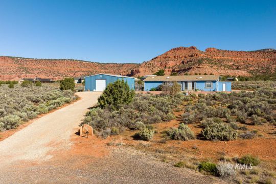Property Photo:  1055 S Red Hills Ave  UT 84741 