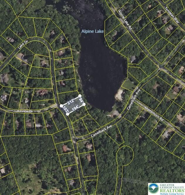 Property Photo:  2747 Lake Drive Drive  PA 18332 