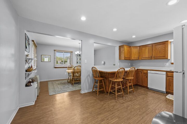 Property Photo:  8607 Leslie Drive  MI 48314 
