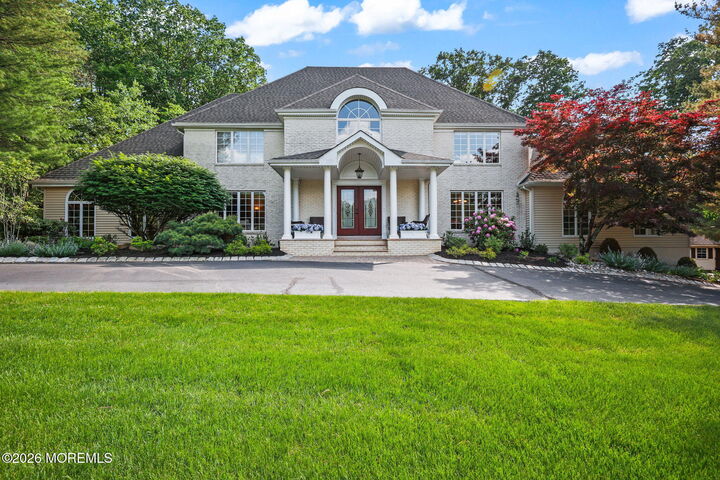 Property Photo:  10 Country Club Lane  NJ 07746 