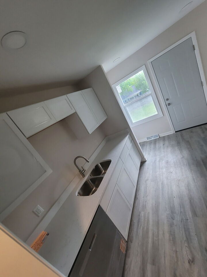 Property Photo: 29 Aldon Road IL 60538