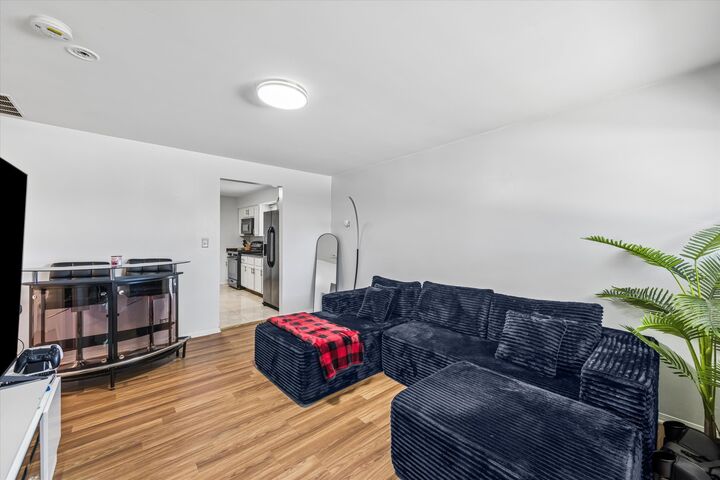Property Photo:  14000 S Hoxie Avenue  IL 60633 