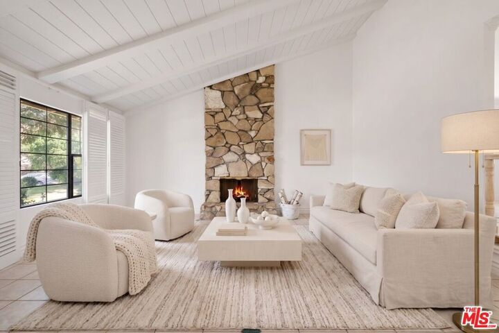 Property Photo:  1844 Michael Lane  CA 90272 