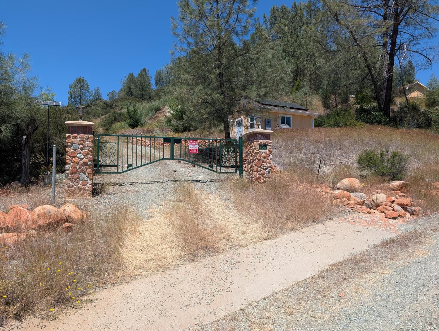Property Photo: 4647 Summer Stream Lane CA 95667