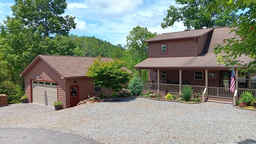 Property Photo:  175 Pin Oak Ridge  NC 28906 