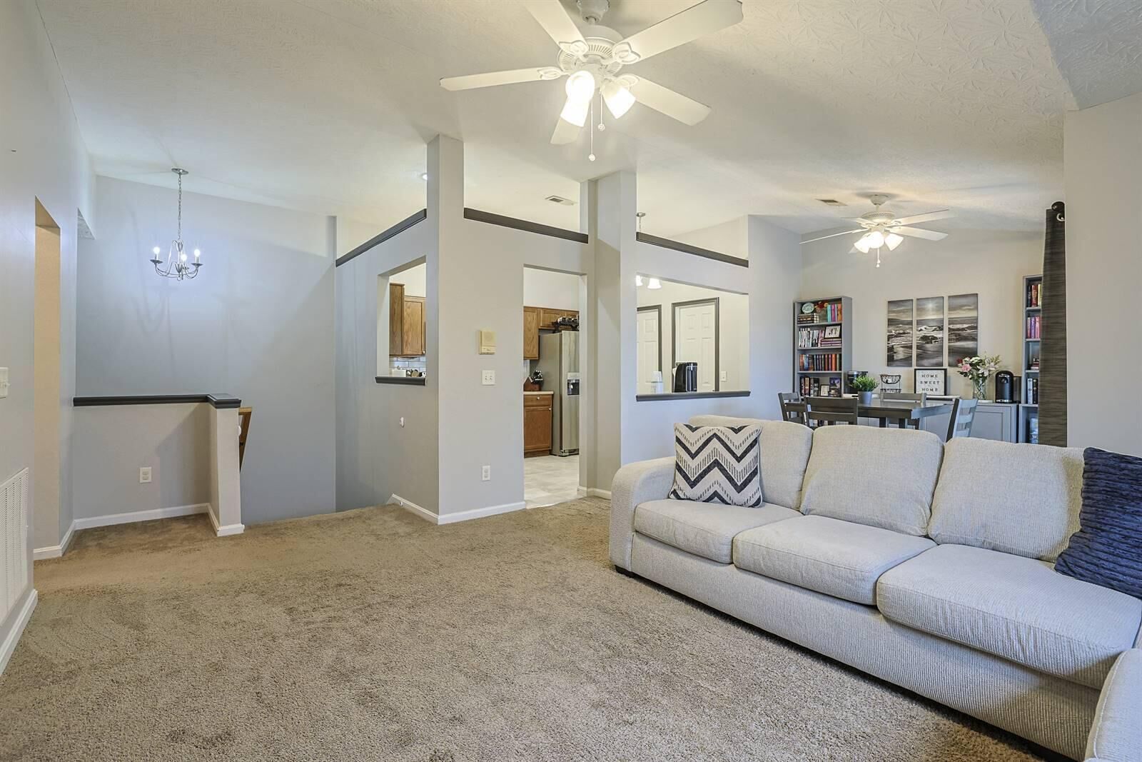 Property Photo:  927 Summitridge Lane  KY 41018 