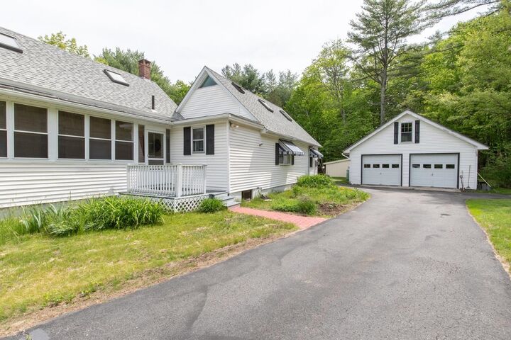 Property Photo:  493 Clinton Street  NH 03301 
