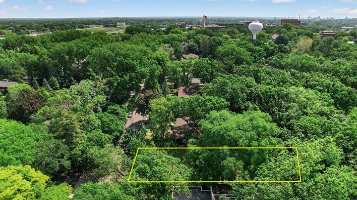 Property Photo:  2146 Hoyt Avenue W  MN 55108 