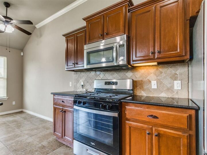Property Photo: 1415 Spoonwood Drive OK 73071
