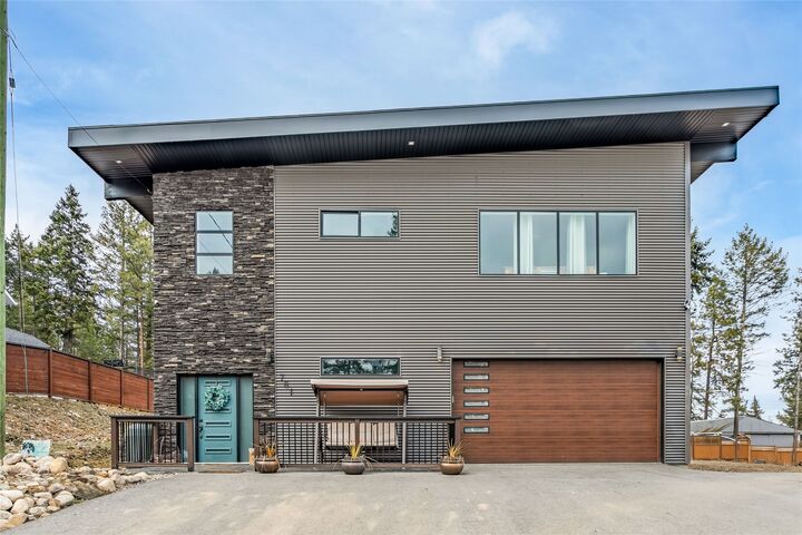Property Photo: 761 Fairbridge Road BC V1Z 3W3