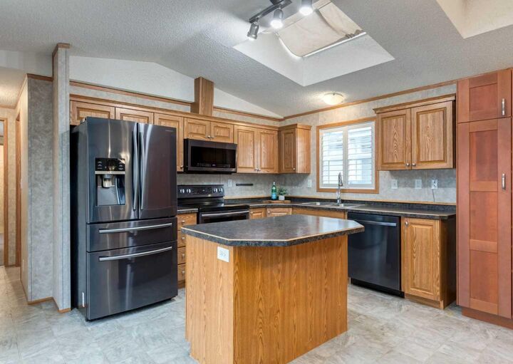 Property Photo:  99 Arbour Lake Road NW 268  AB T3G 4E4 
