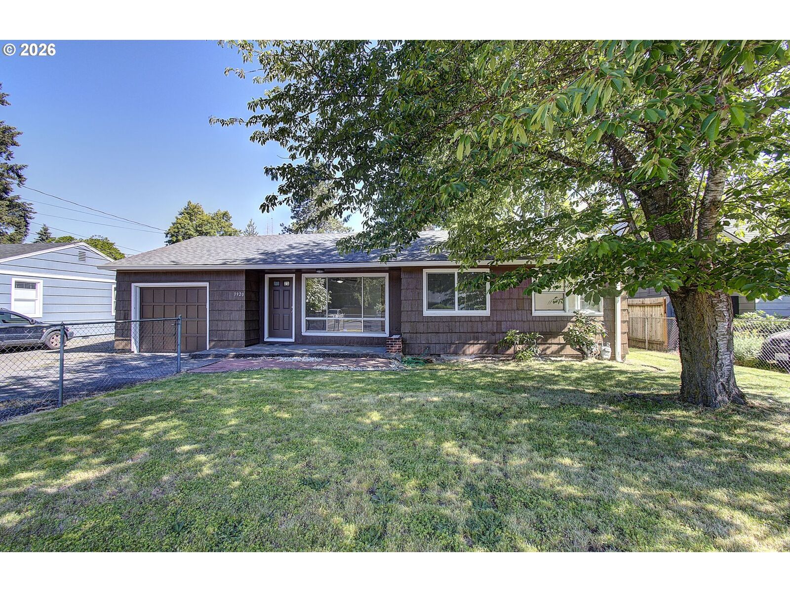 Property Photo:  3920 E 18th St  WA 98661 