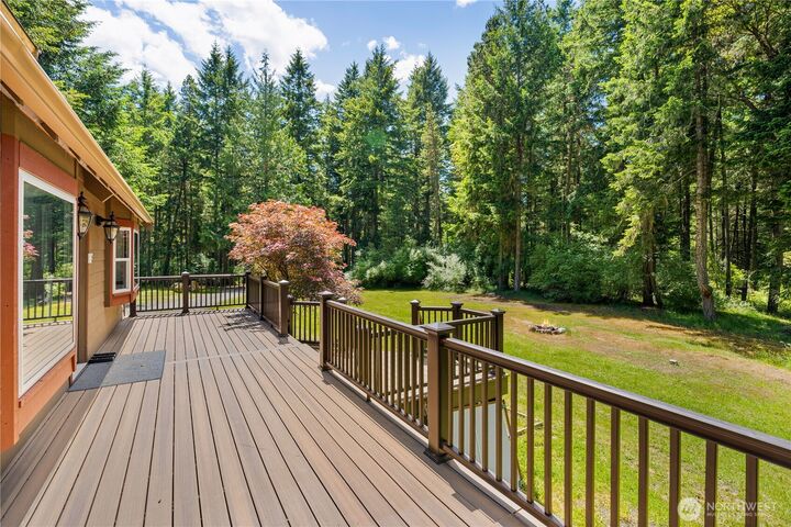Property Photo:  1669  Three Corner Lake Road  WA 98250 