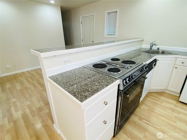 Property Photo:  4617  Fowler Avenue 3  WA 98203 