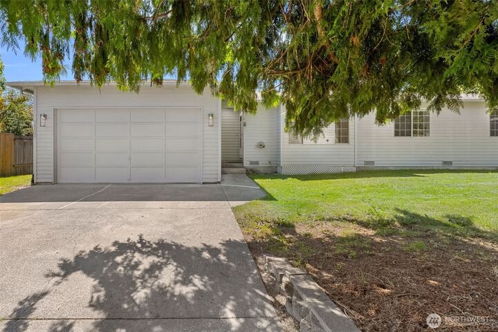 Property Photo:  14833  41st Place S  WA 98168 