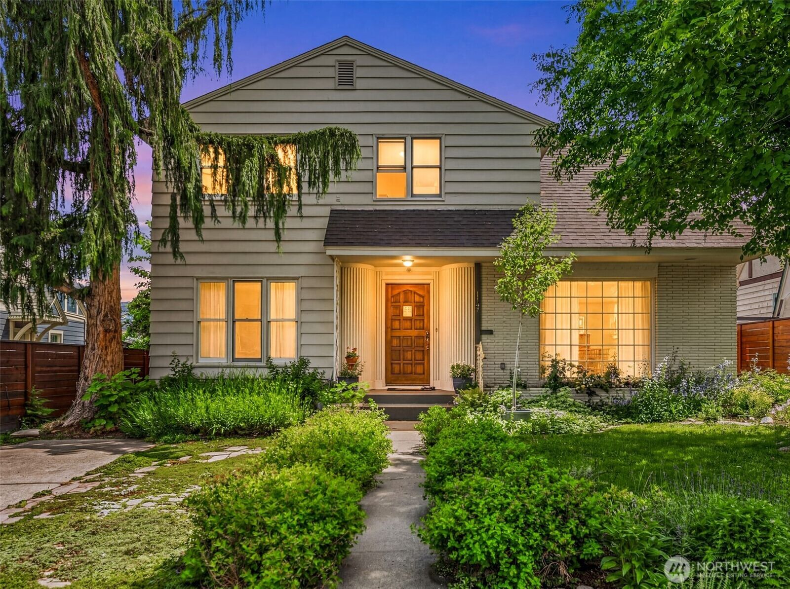 Property Photo: 19 N Garfield Avenue WA 98801