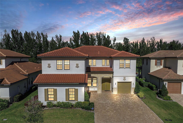 Property Photo:  9245 W Parkland Bay Trail  FL 33076 