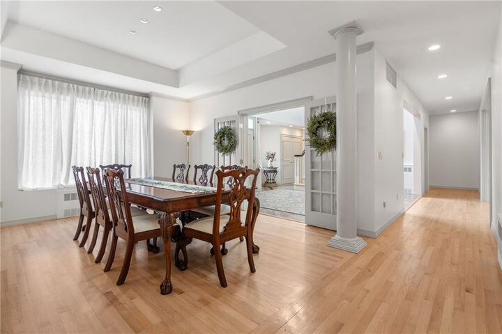 Property Photo:  7 Oak Tree Lane  RI 02920 
