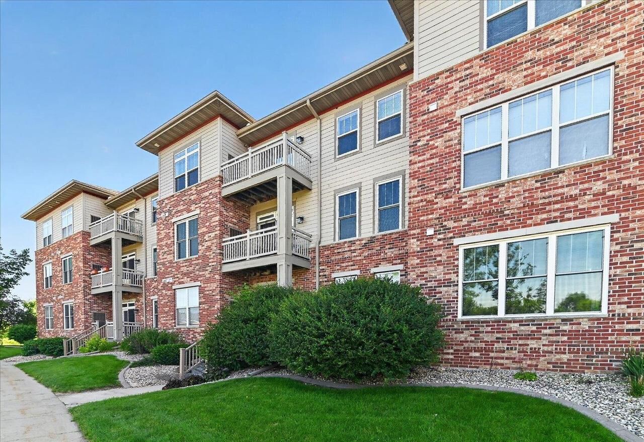 Property Photo:  141 Metro Terrace 203  WI 53718 