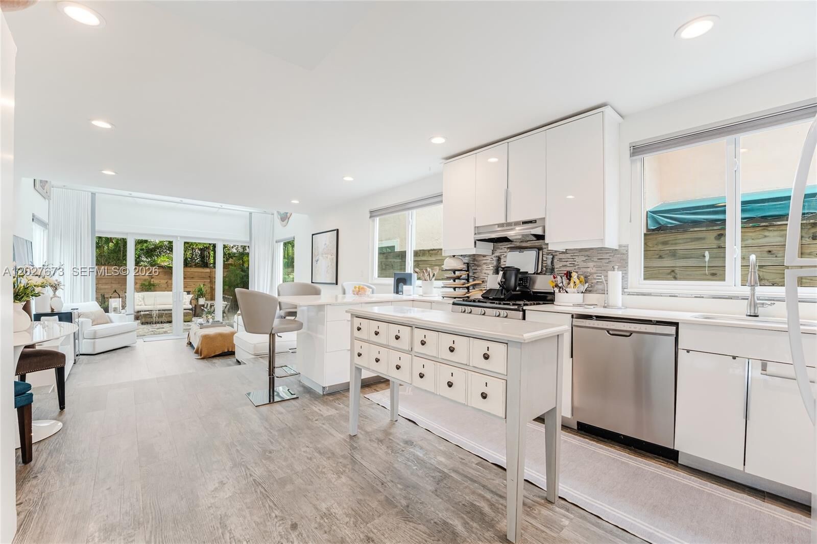Property Photo:  2792 SW 22nd Ave  FL 33133 