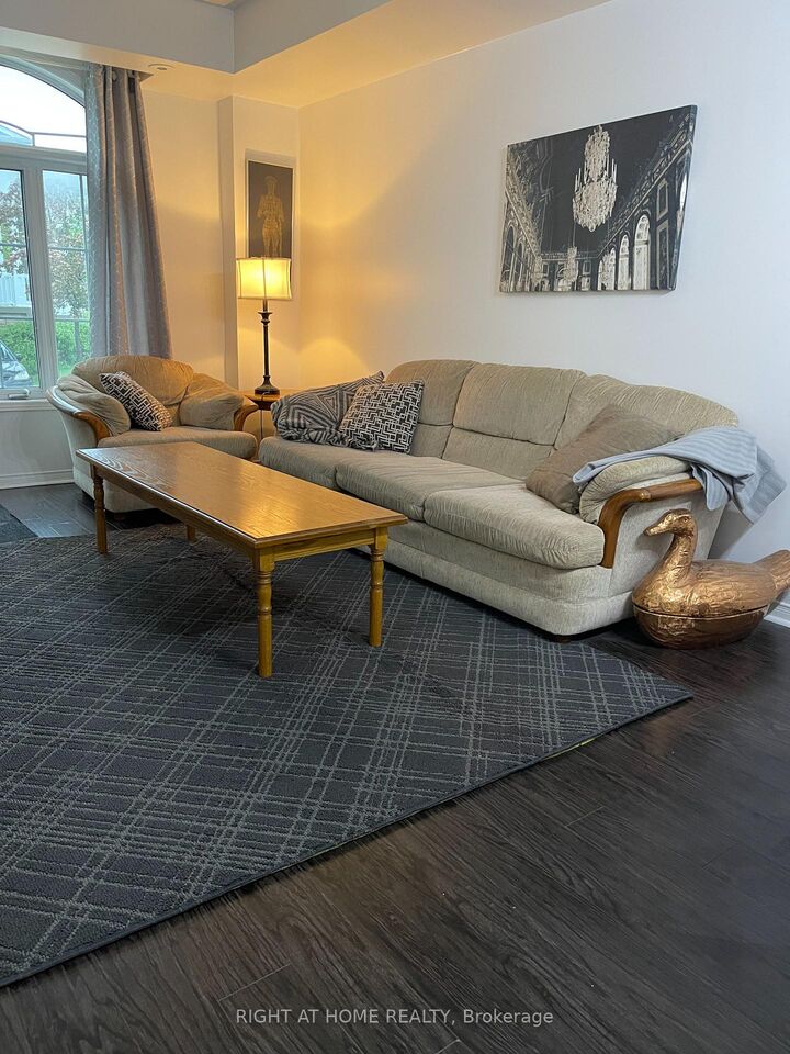 Property Photo: 601 Shoreline Drive 122 ON L5B 4J9