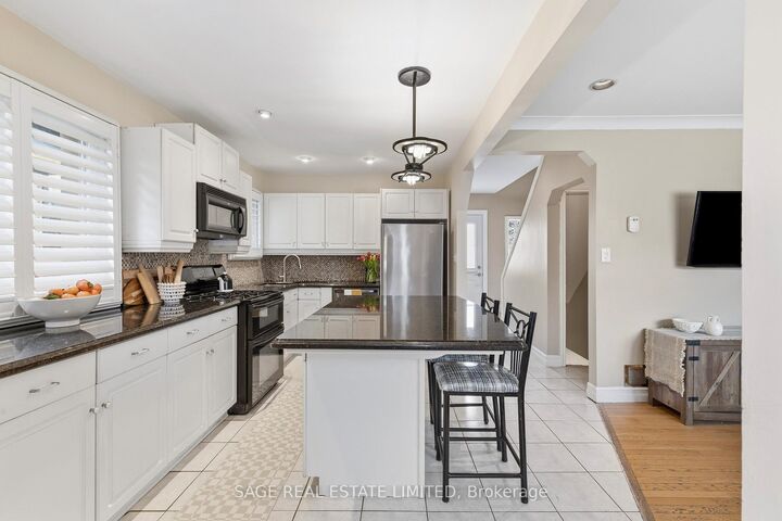 Property Photo: 11 Chelsea Drive ON M8W 4R5