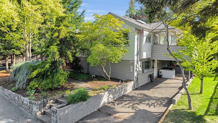 721 Snowdrop Ave — photo 1