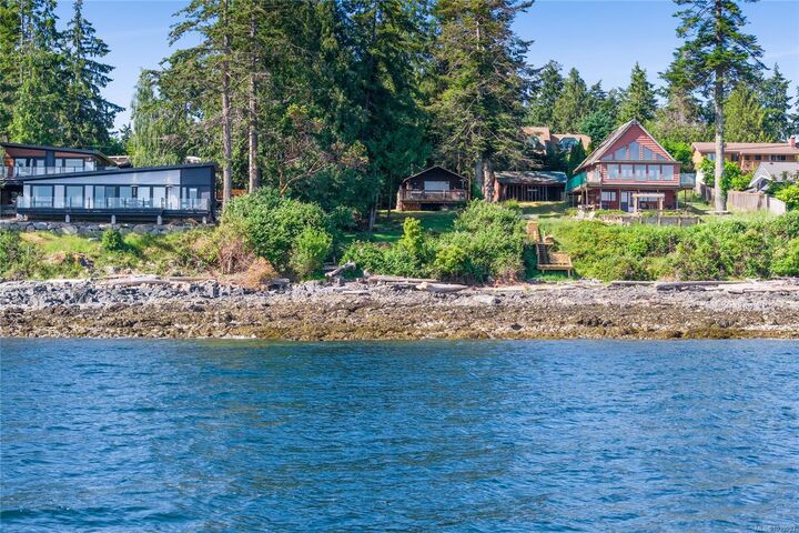 Property Photo:  1378 Reef Rd  BC V9P 9B9 