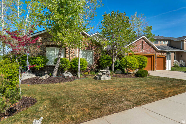 Property Photo:  533 E Jade Park Ln S  UT 84020 