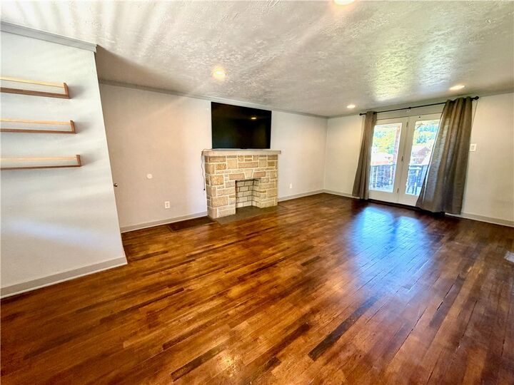 Property Photo:  1516 Kansas Ave  PA 15131 