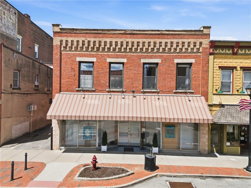 Property Photo:  235 S Broad St  PA 16127 