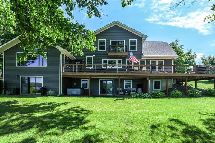 Property Photo:  5580 Peach Orchard Road  NY 14841 