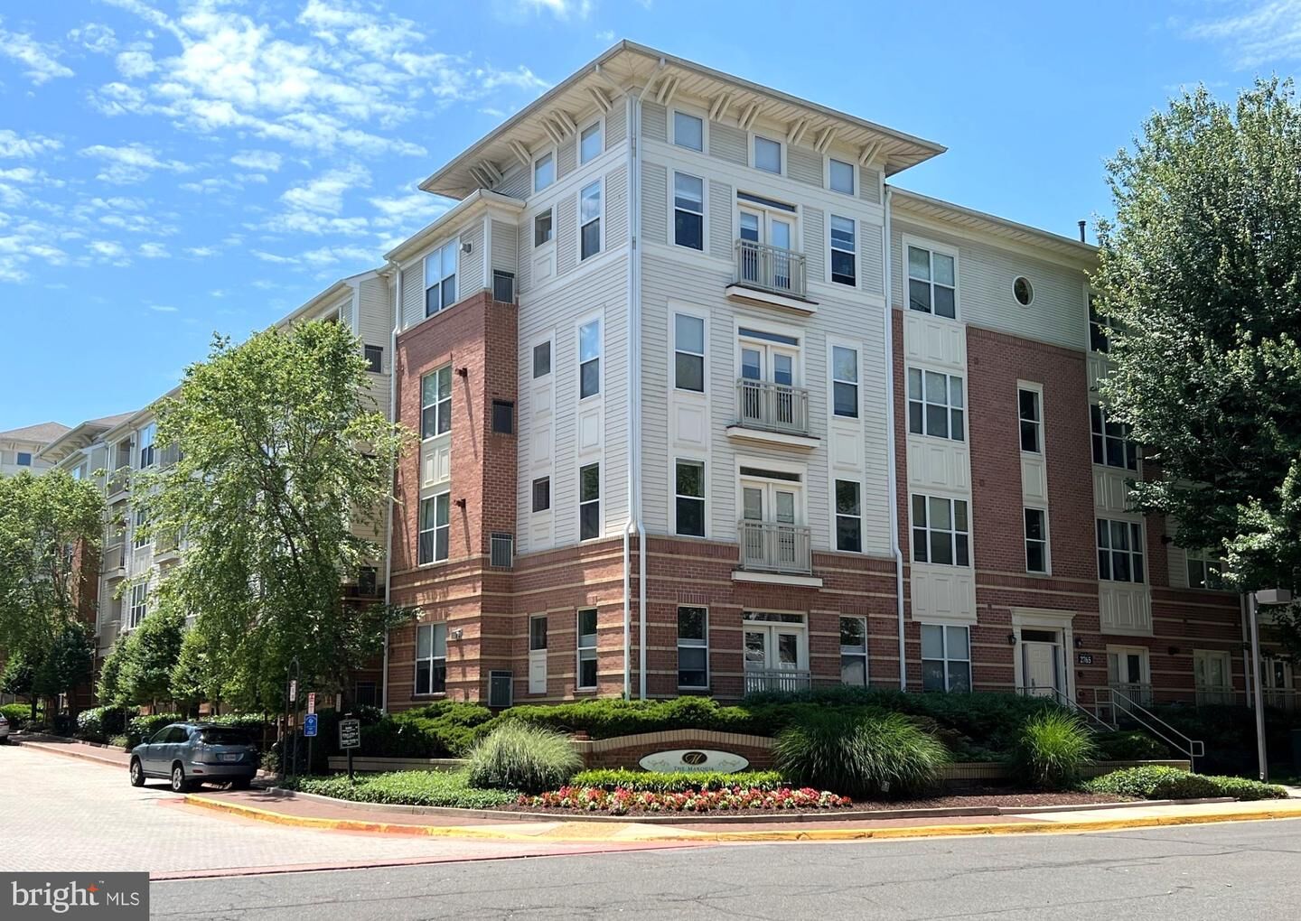 Property Photo: 9490 Virginia Center Boulevard 240 VA 22181