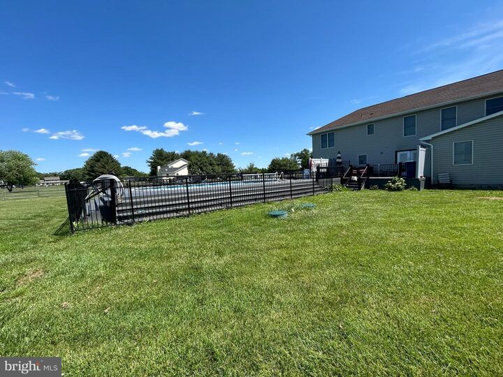 Property Photo:  224 Tralee Drive  DE 19709 
