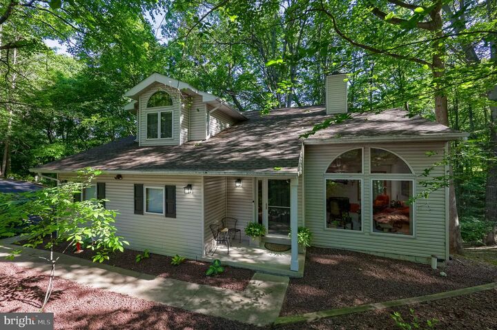 Property Photo:  835 Verden Drive  PA 17036 
