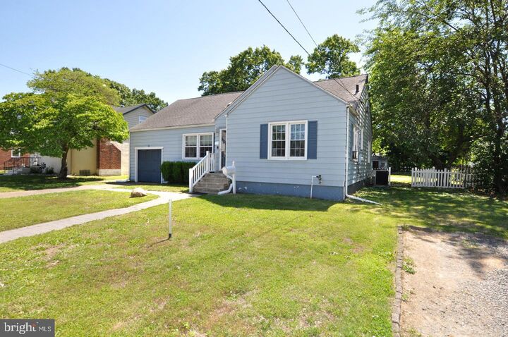 Property Photo:  711 Filbert Street  NJ 08065 