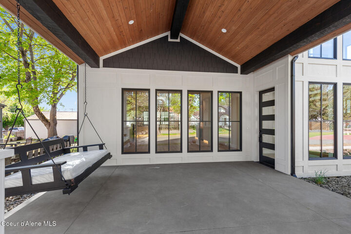 Property Photo:  907 N B St  ID 83814 