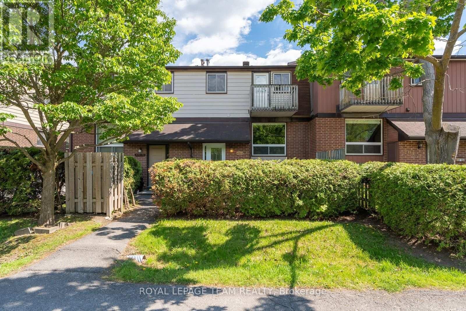 Photo de la propriété:  402 Montfort Street 9  ON K1L 8G7 