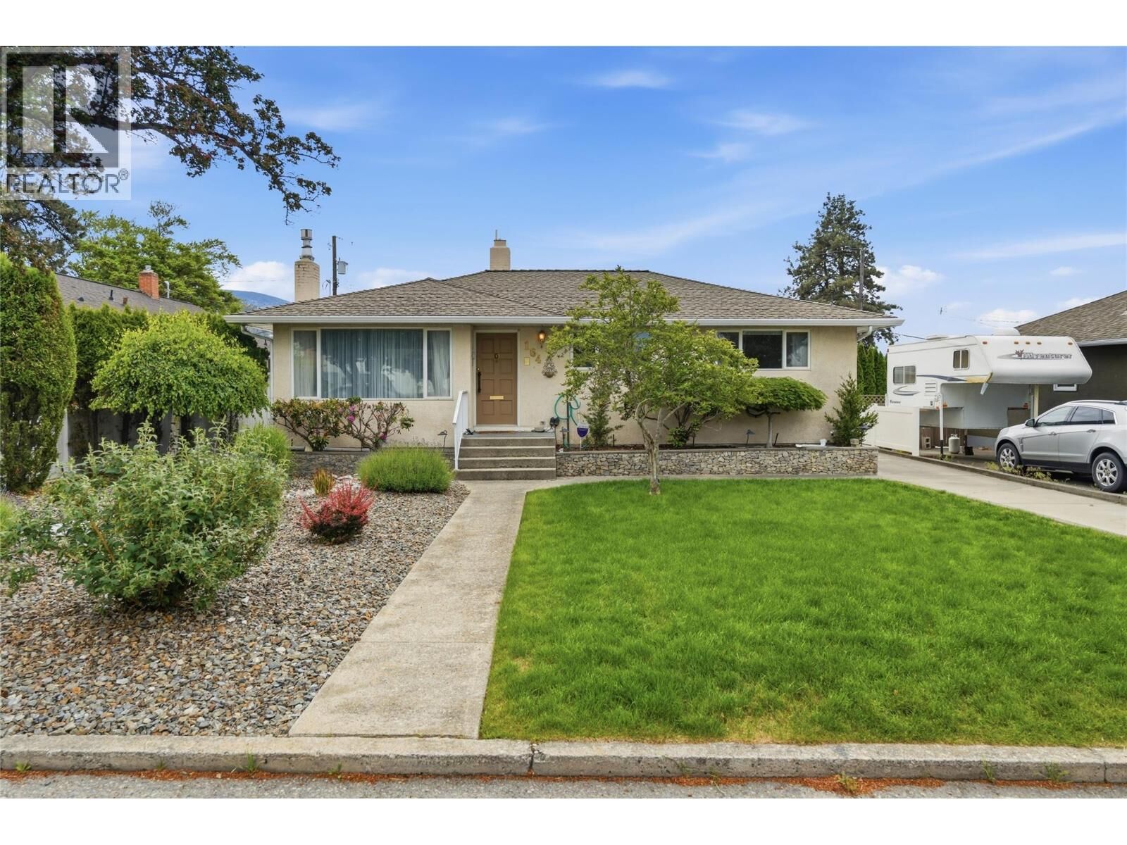 Property Photo: 164 Manor Park Avenue BC V2A 2R2
