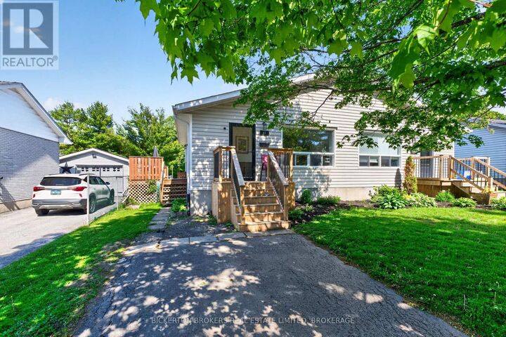 Property Photo:  41 Maple Street South  ON K7G 2N6 